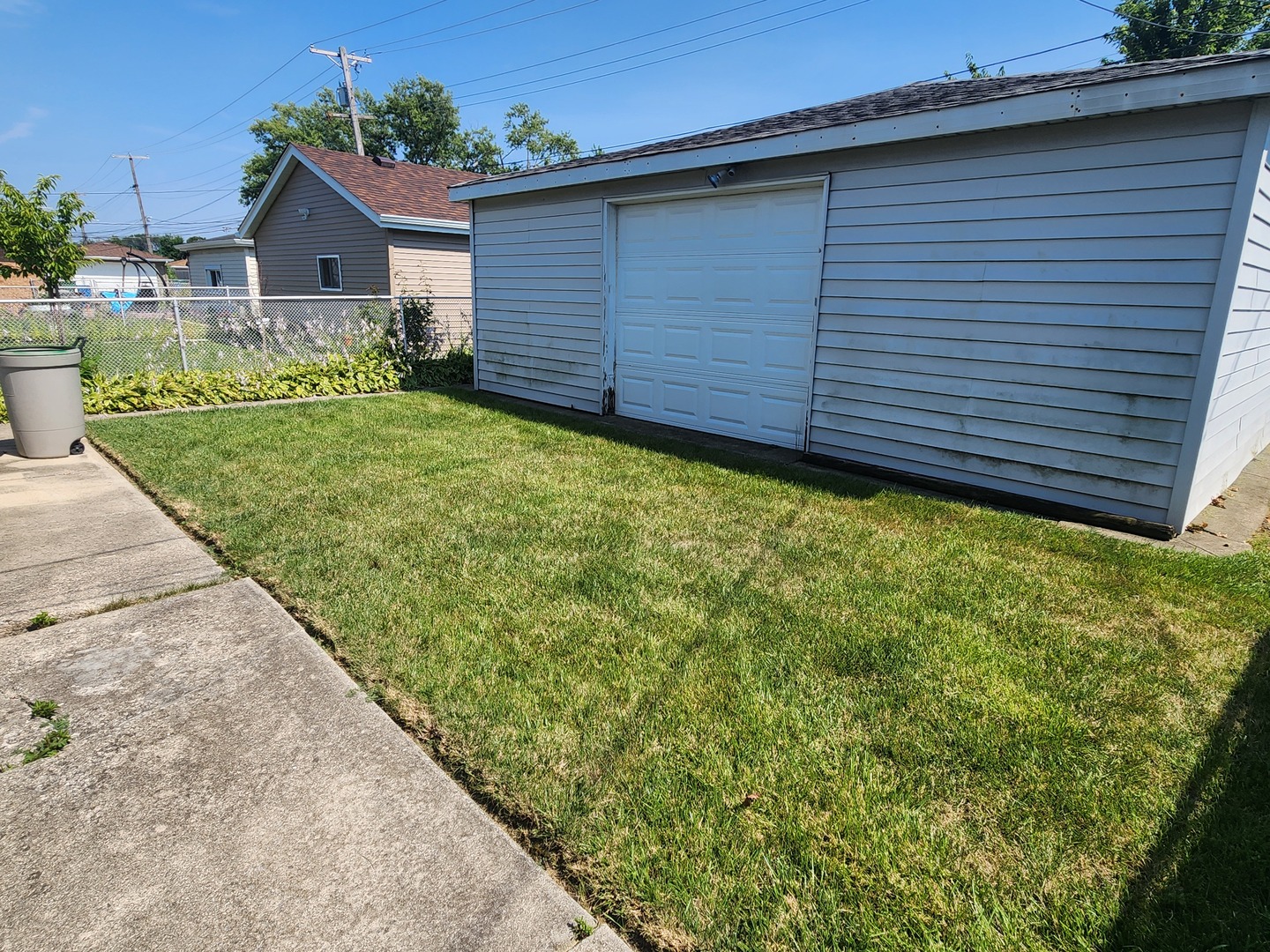6145 W 83rd Street Property Photo 14