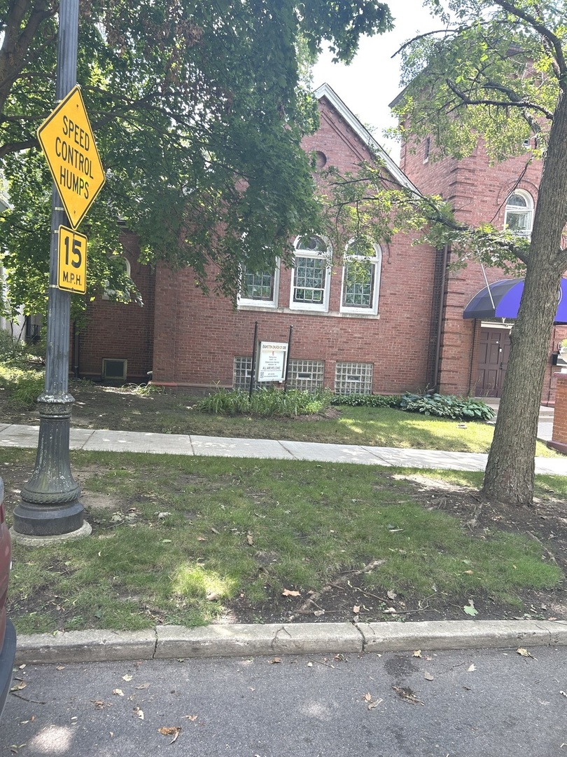 1332 Davis Street Property Photo 2