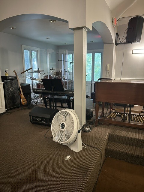 1332 Davis Street Property Photo 13