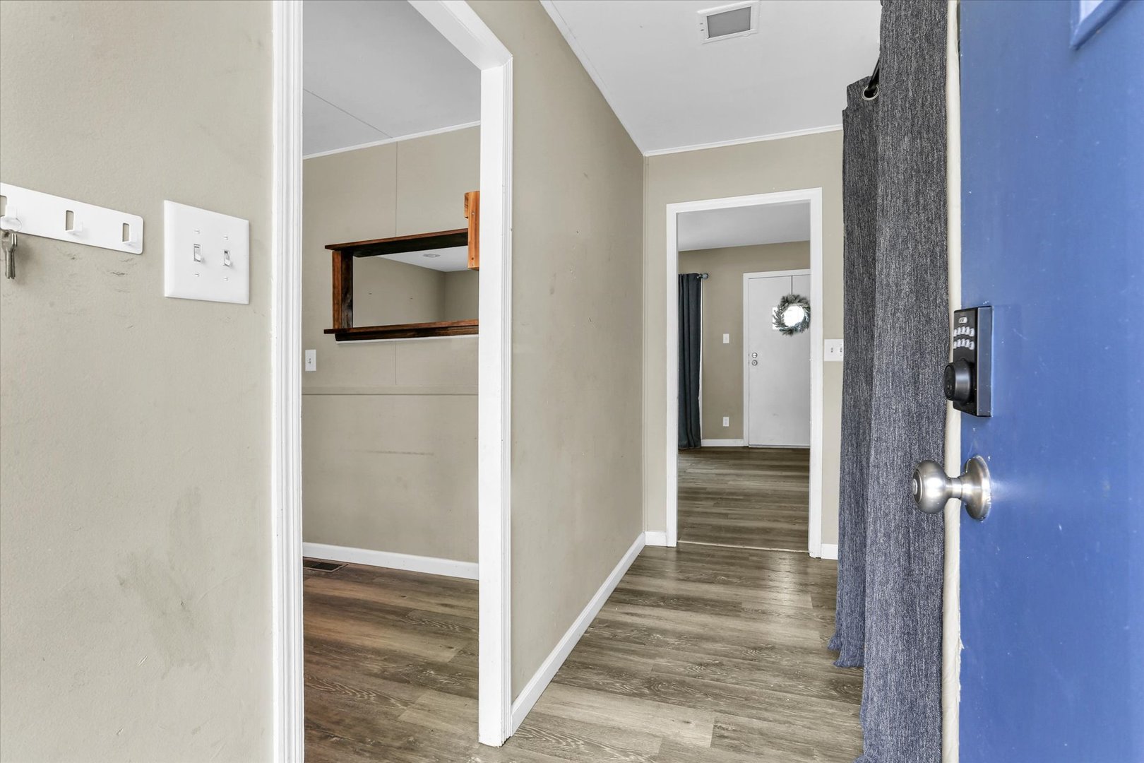 1810 Greendale Drive Property Photo 5