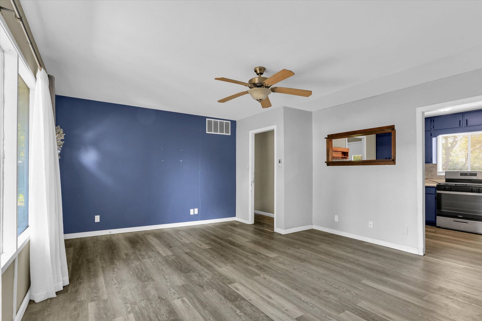 1810 Greendale Drive Property Photo 7