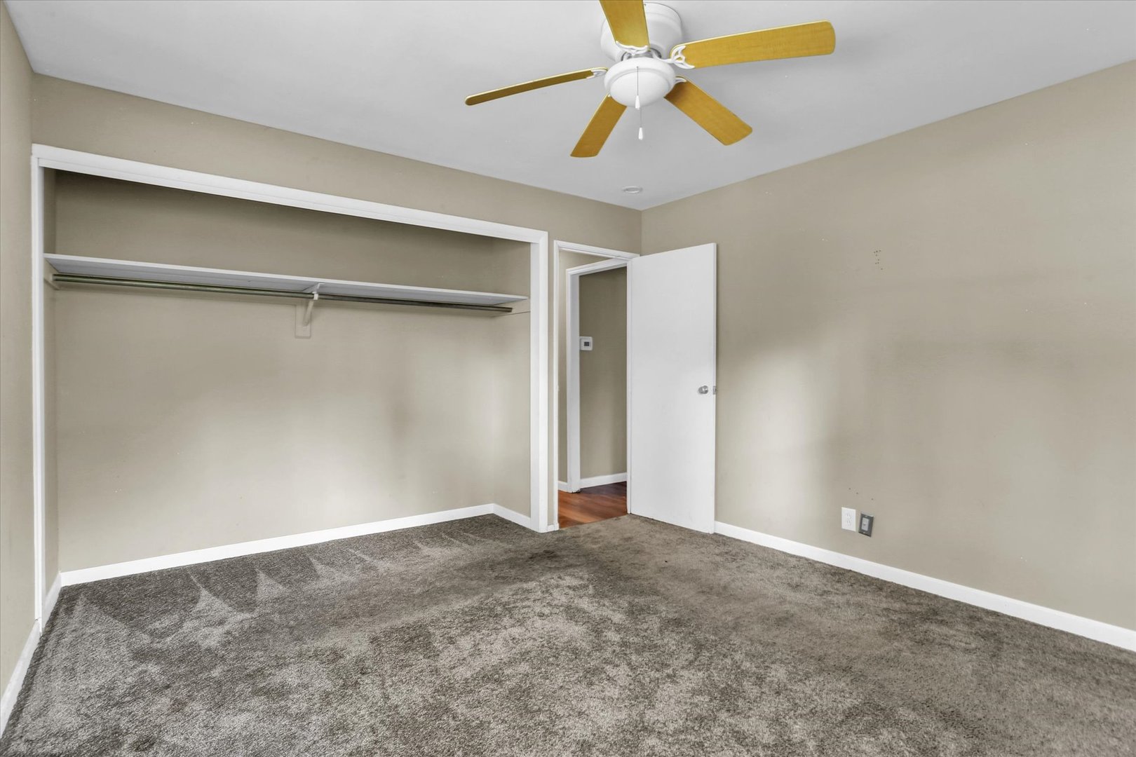1810 Greendale Drive Property Photo 12