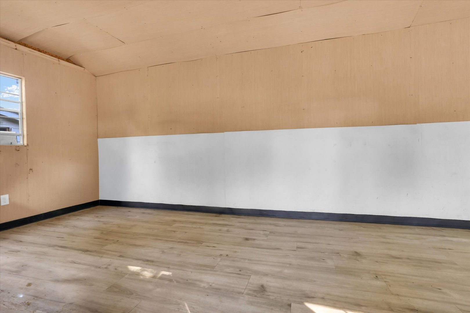 1810 Greendale Drive Property Photo 22