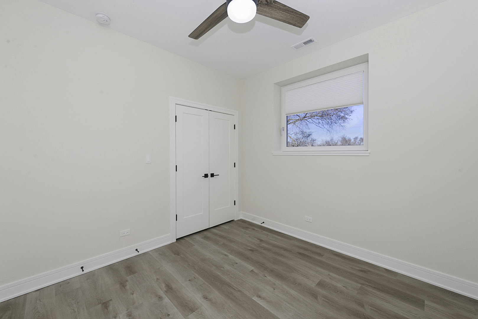 3762 S Indiana Avenue Property Photo 39