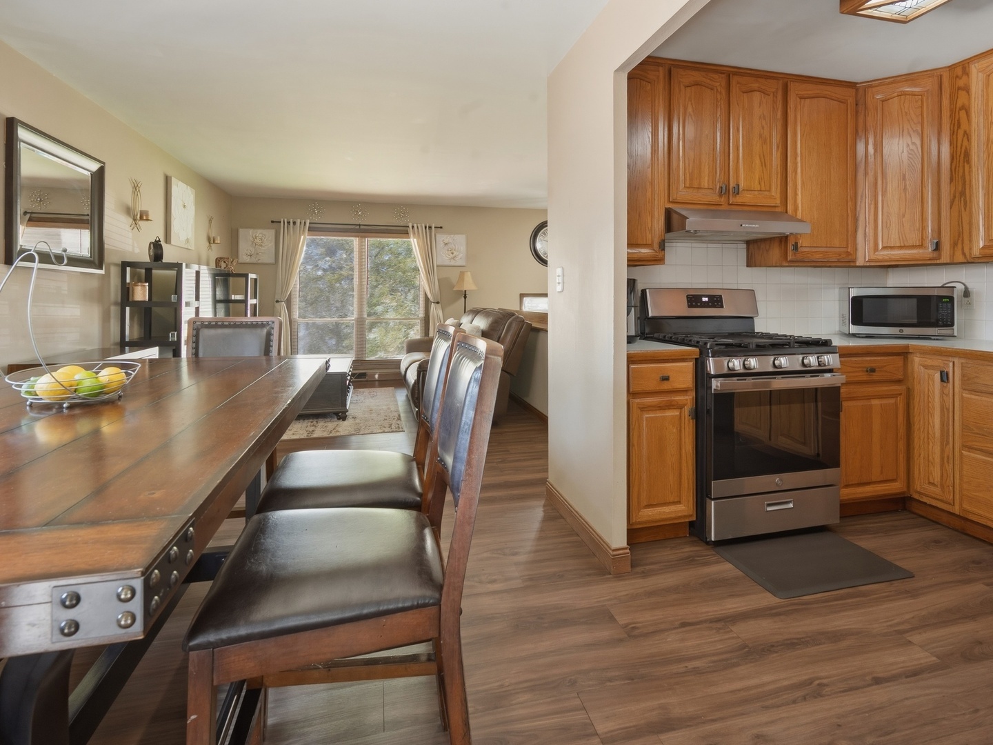 2711 Caddy Lane Property Photo 8