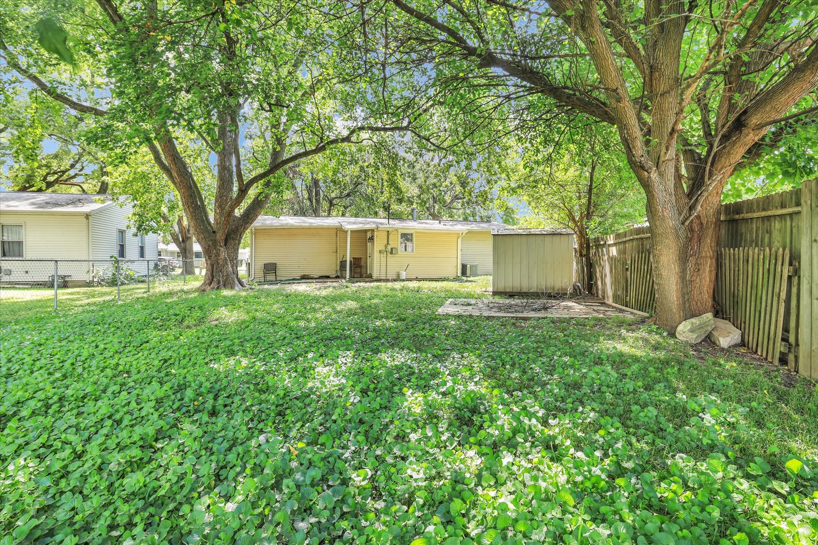 1003 S Pleasantview Property Photo 5