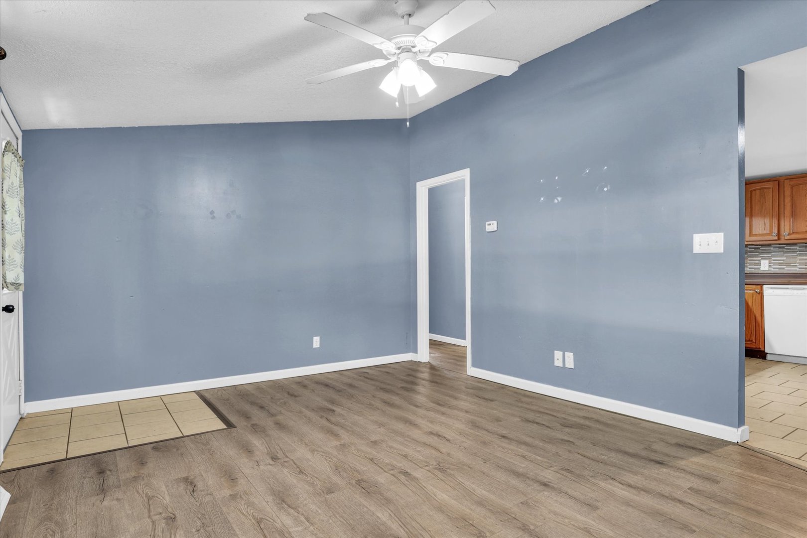 1003 S Pleasantview Property Photo 12