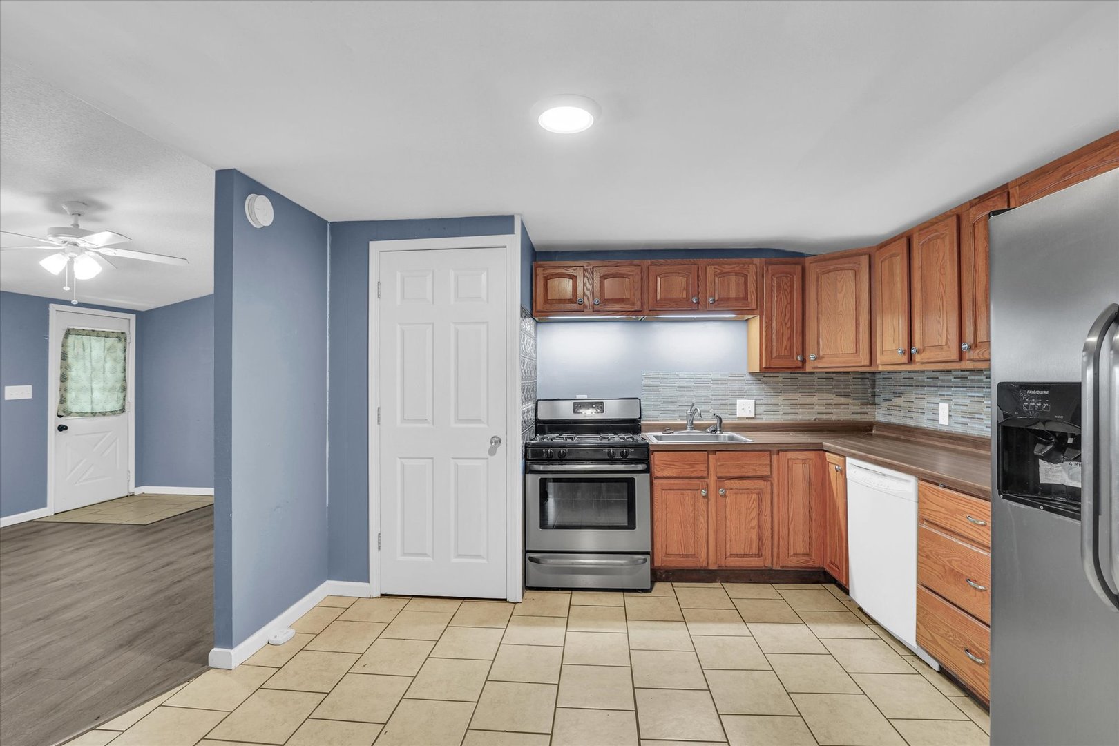 1003 S Pleasantview Property Photo 14