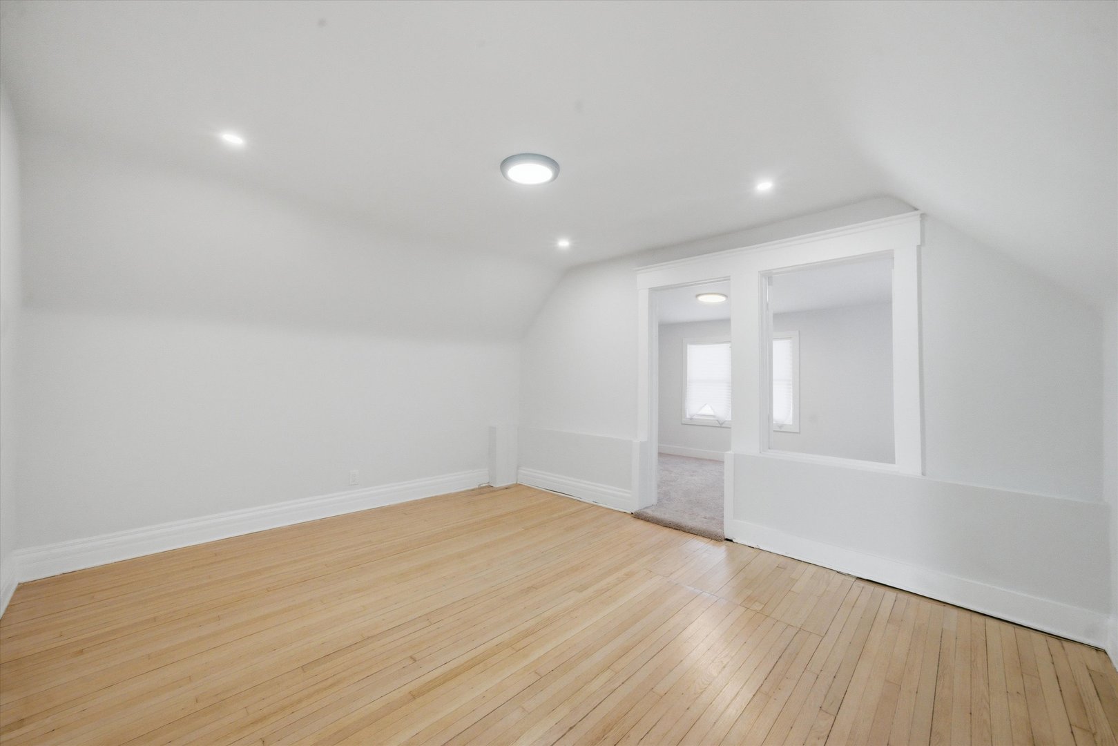 1446 E 71st Place Property Photo 14