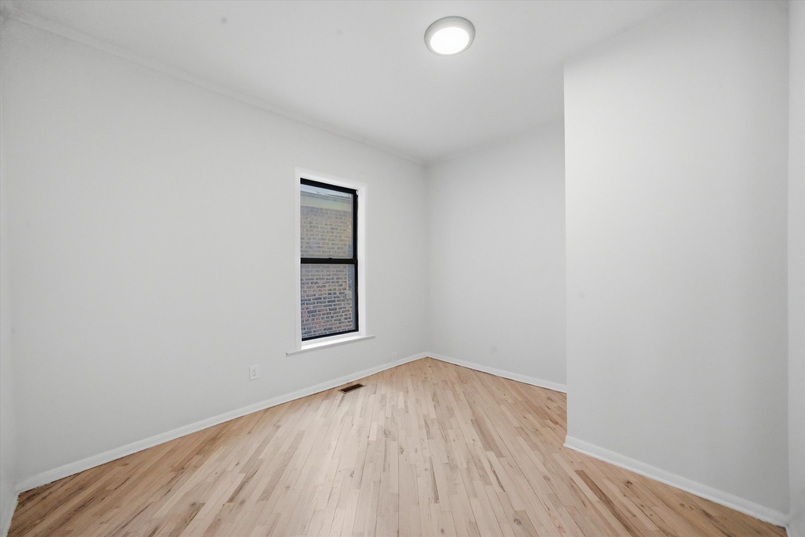 1446 E 71st Place Property Photo 19