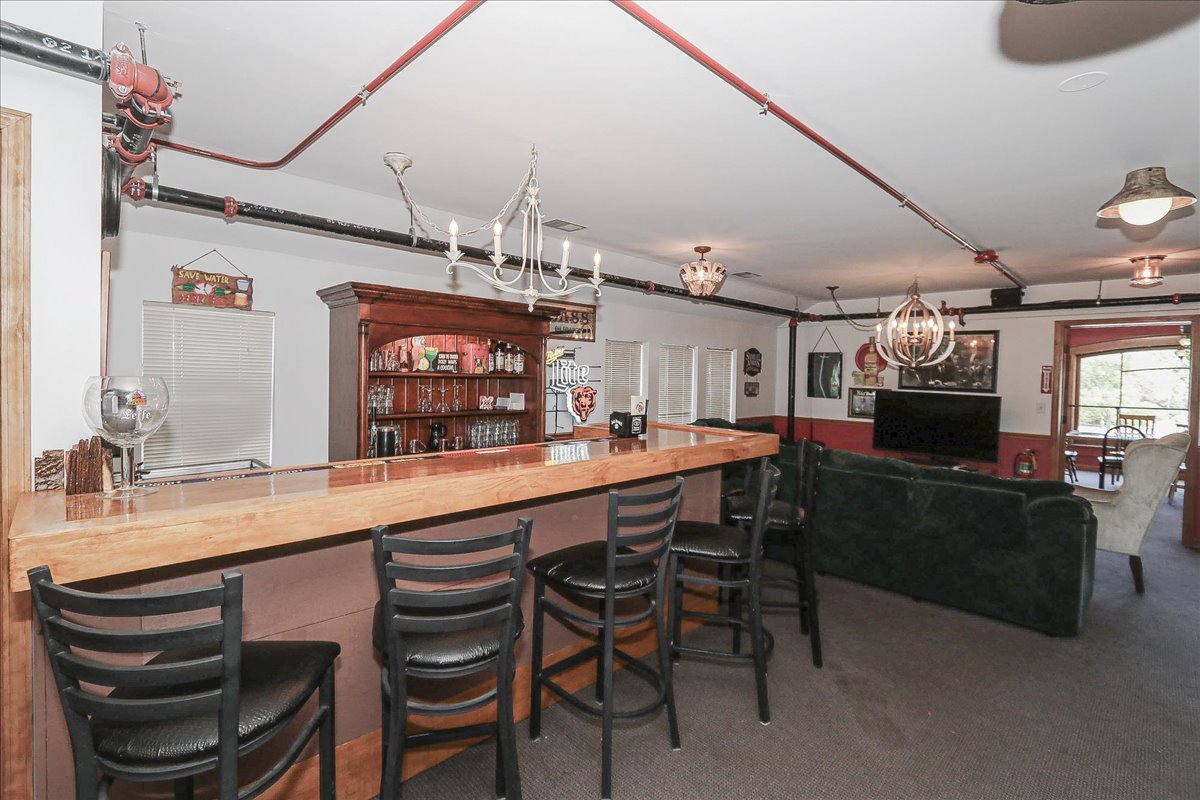101-103 E Irving Park Road Property Photo 28