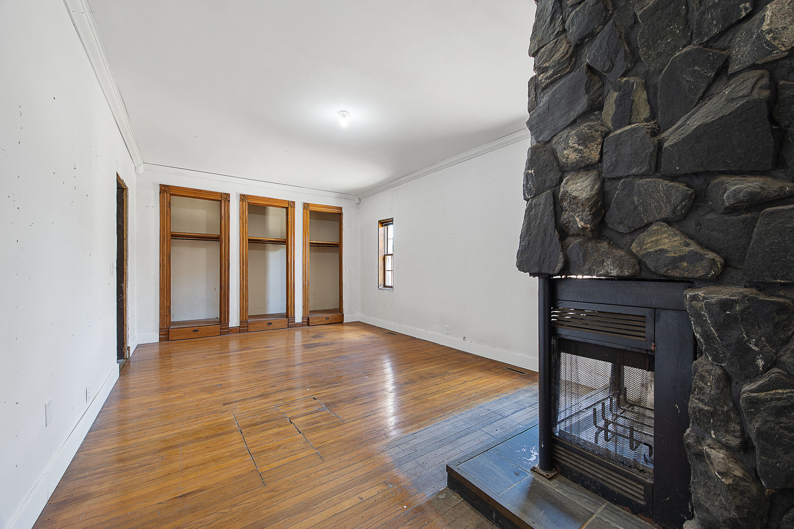 3301 Ireland Grove Road Property Photo 13