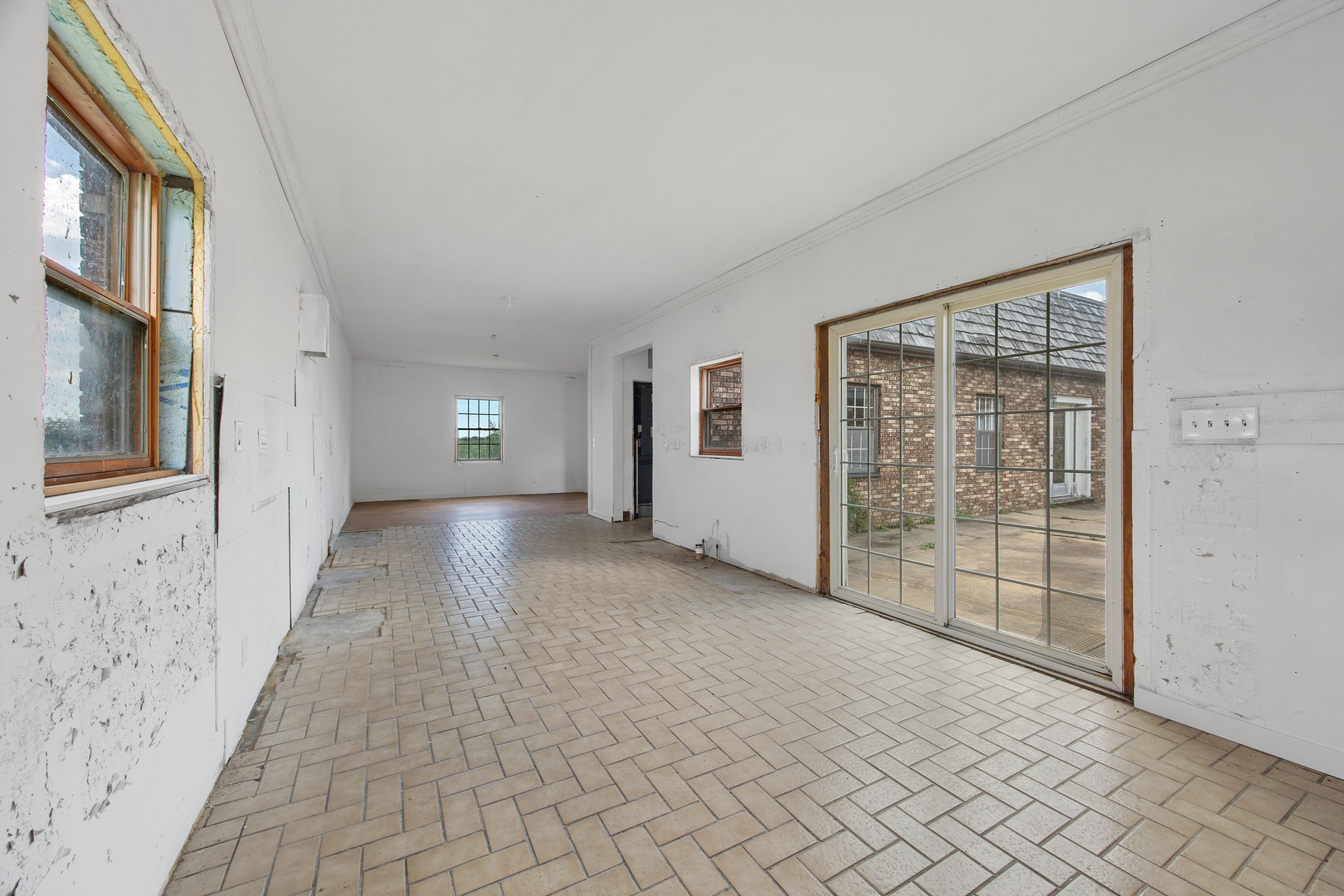 3301 Ireland Grove Road Property Photo 14