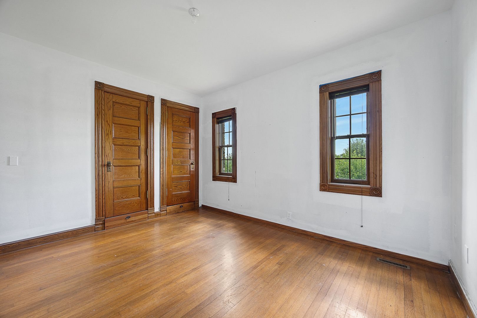 3301 Ireland Grove Road Property Photo 22