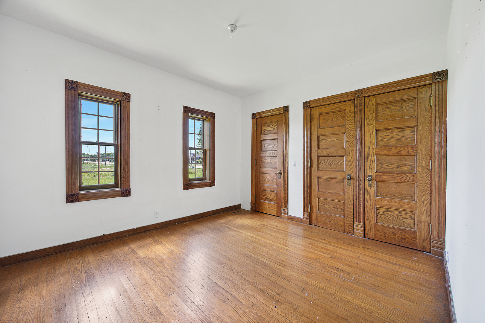 3301 Ireland Grove Road Property Photo 23