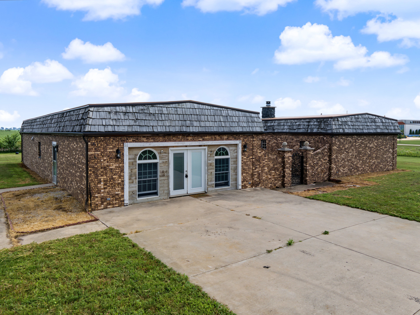 3301 Ireland Grove Road Property Photo 44