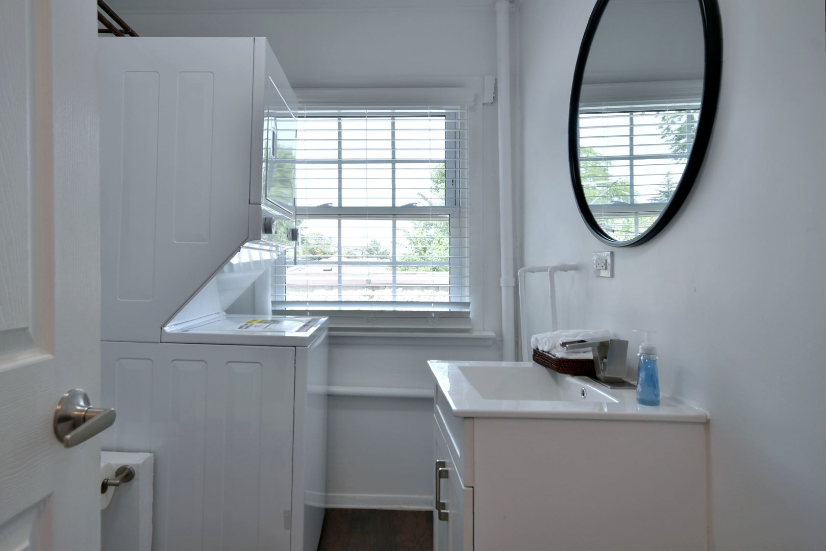 8211 W Grand Avenue Property Photo 12