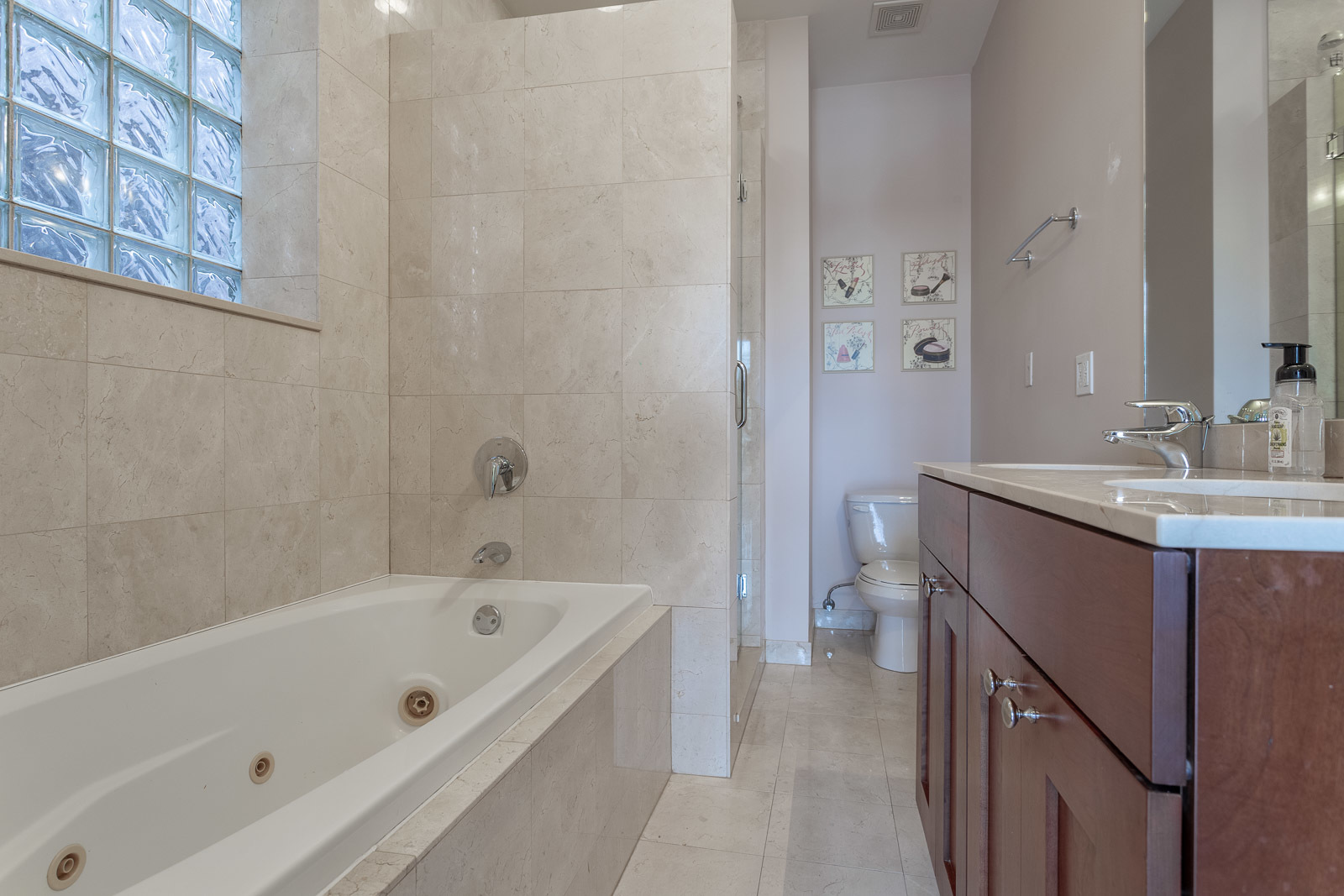 1126 W Fullerton Avenue 2 Property Photo 19
