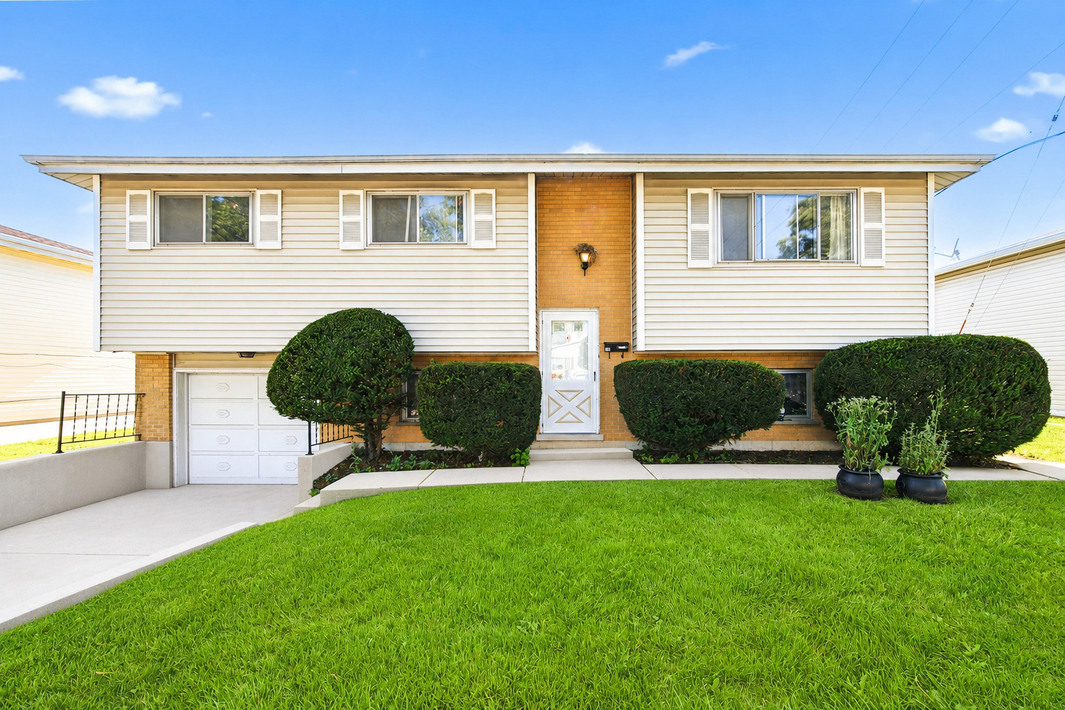 78 S Evergreen Avenue Property Photo 1