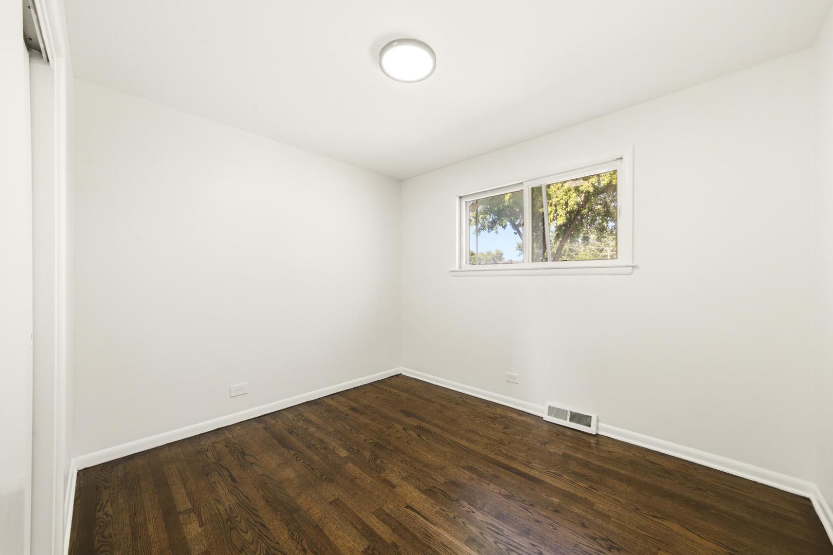78 S Evergreen Avenue Property Photo 11