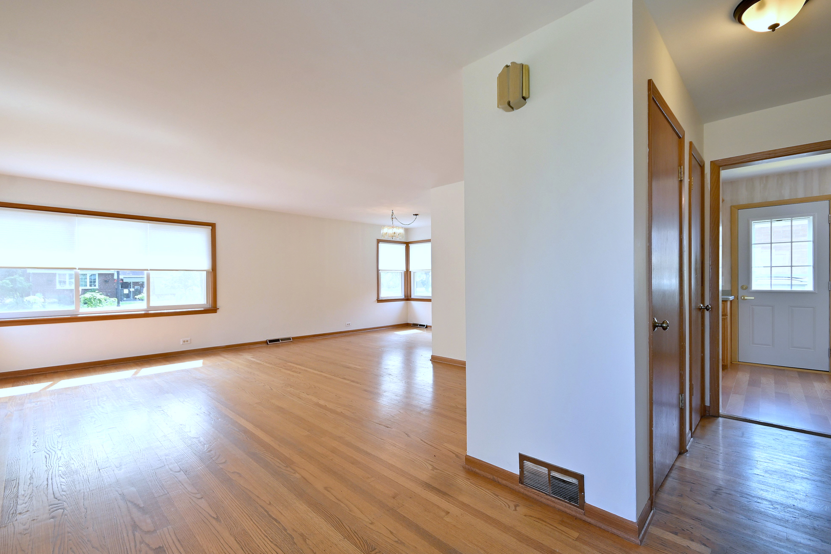 1032 Daniel Drive Property Photo 3