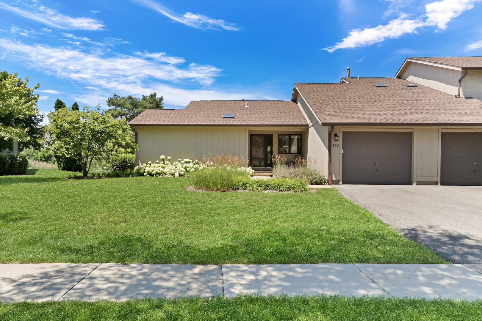 826 Shakespeare Drive 30 Property Photo 1