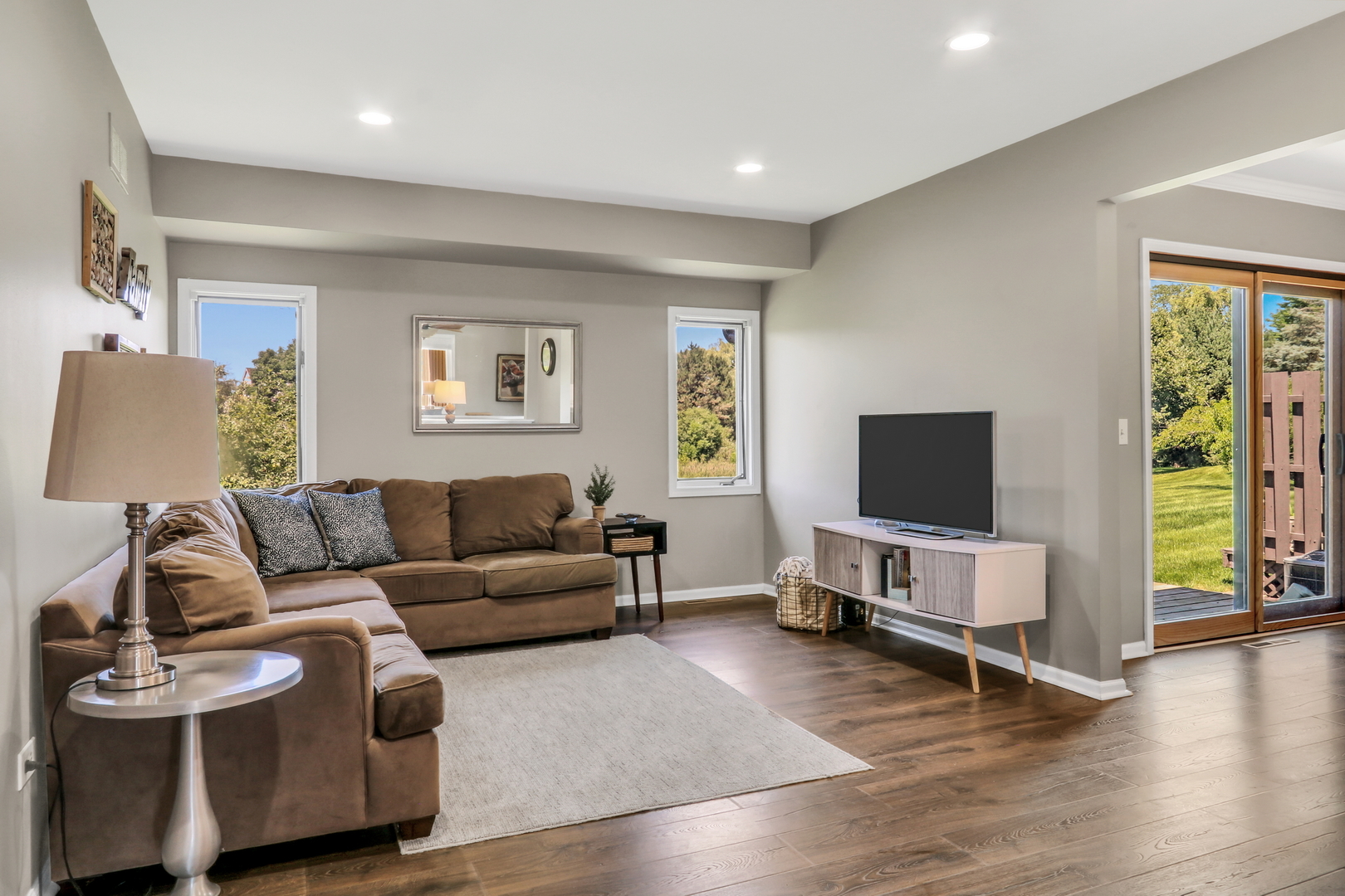 826 Shakespeare Drive 30 Property Photo 10