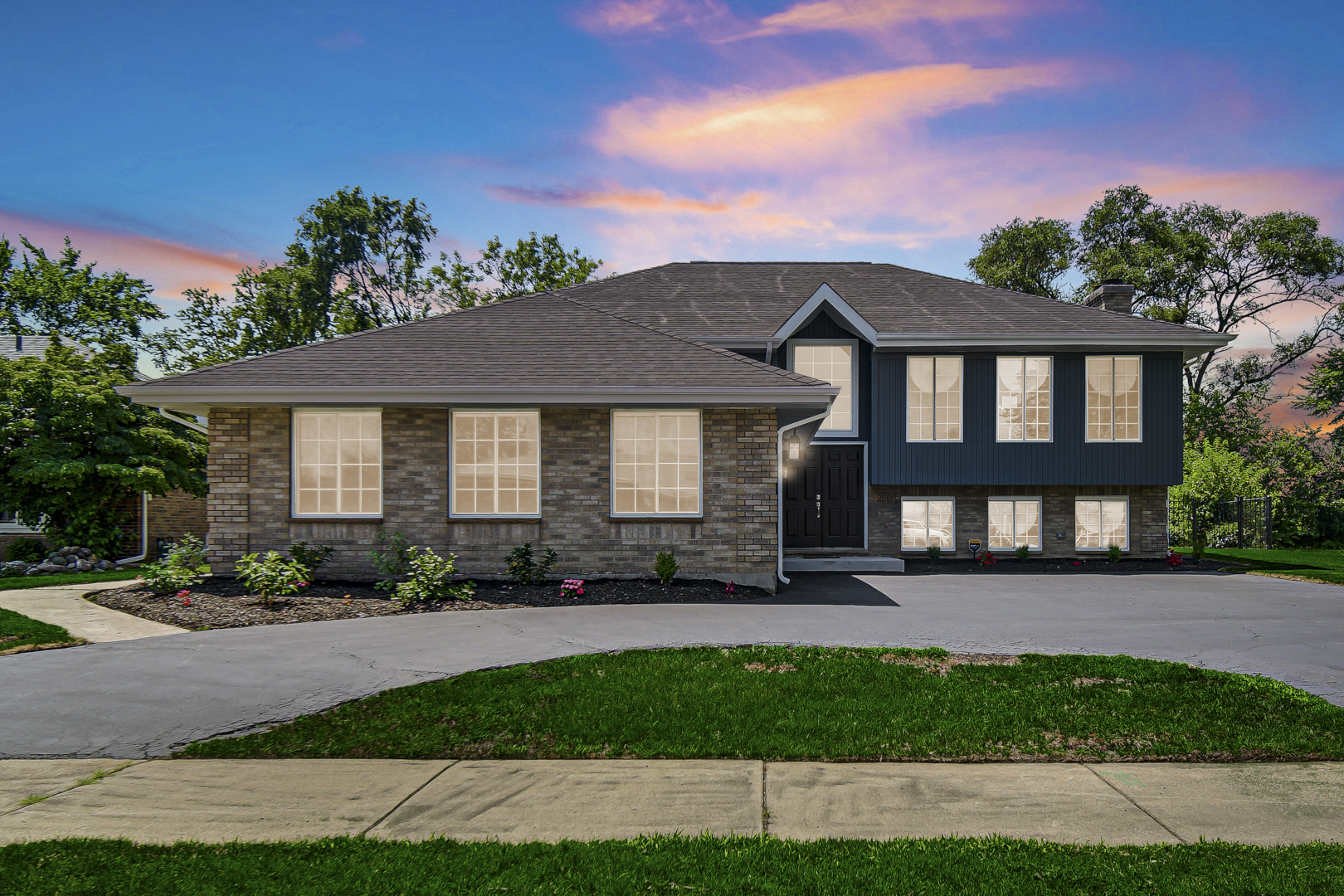 2913 201st Place Property Photo 1
