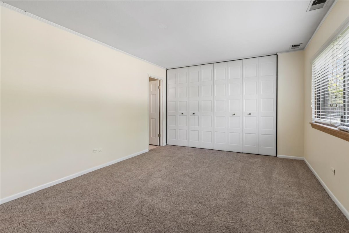 925 Spring Hill Drive 102 Property Photo 15