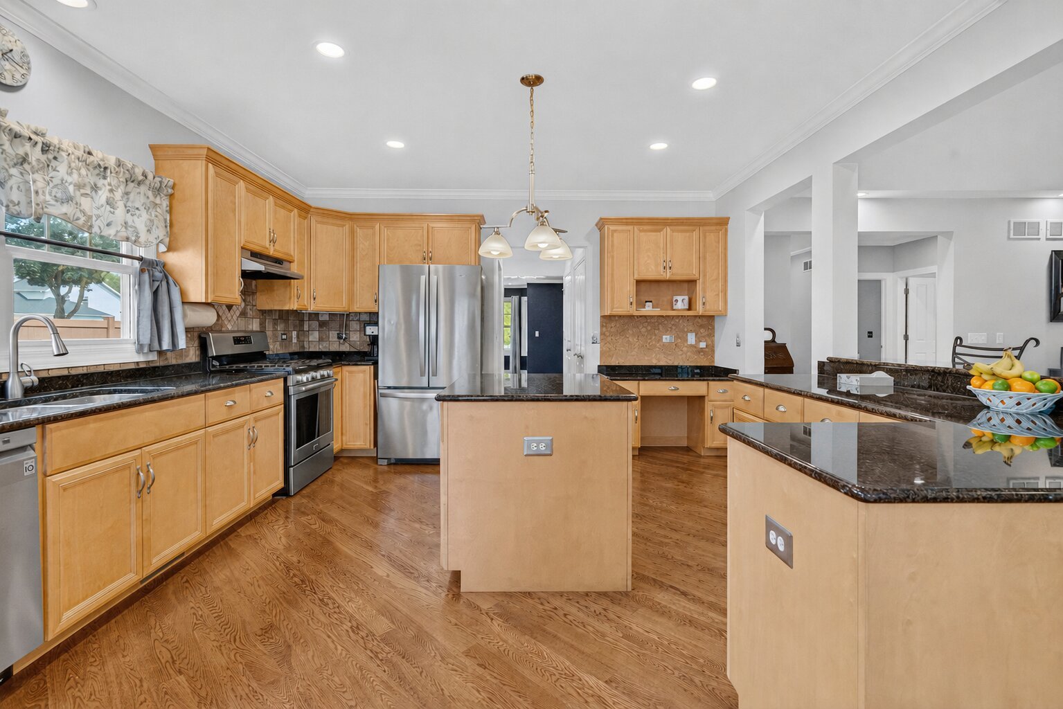 4344 Elm Street Property Photo 11