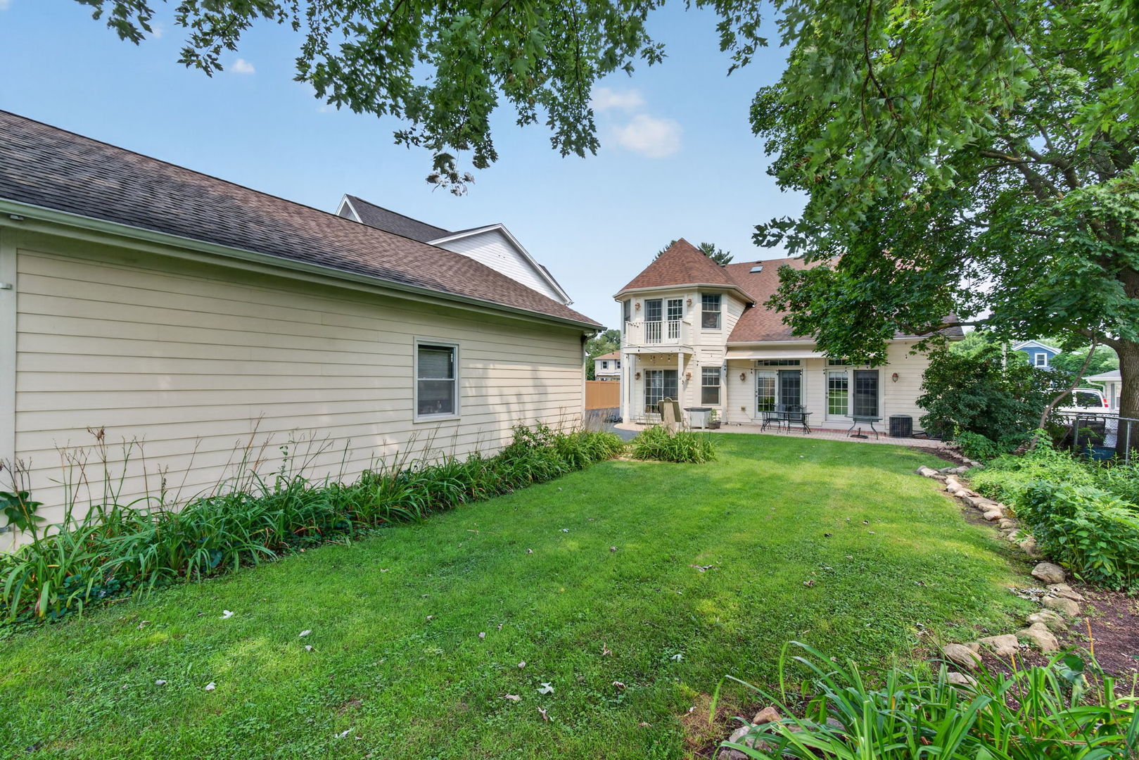 4344 Elm Street Property Photo 55