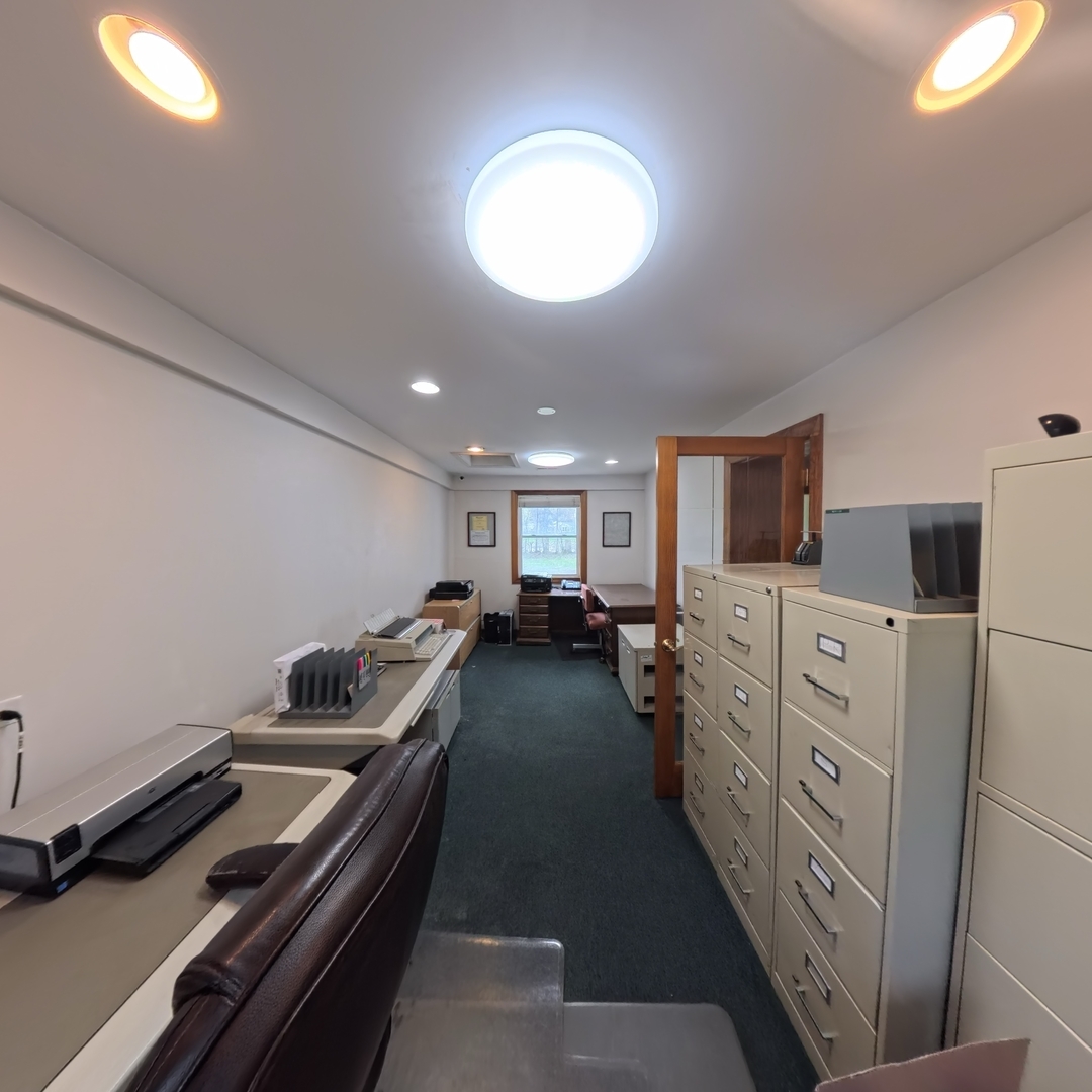 805 E Palatine Road Property Photo 22