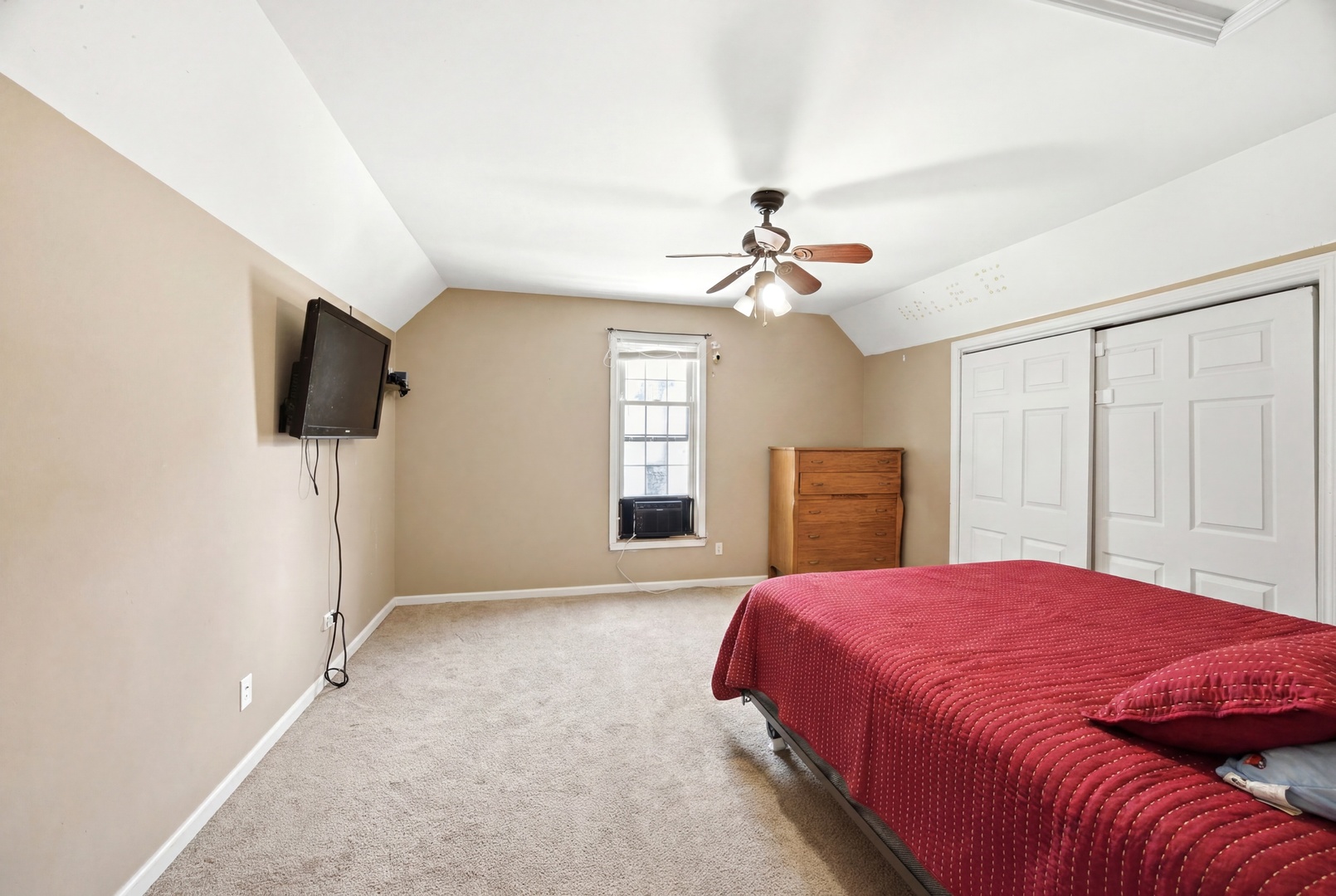 344 N Worth Avenue Property Photo 17