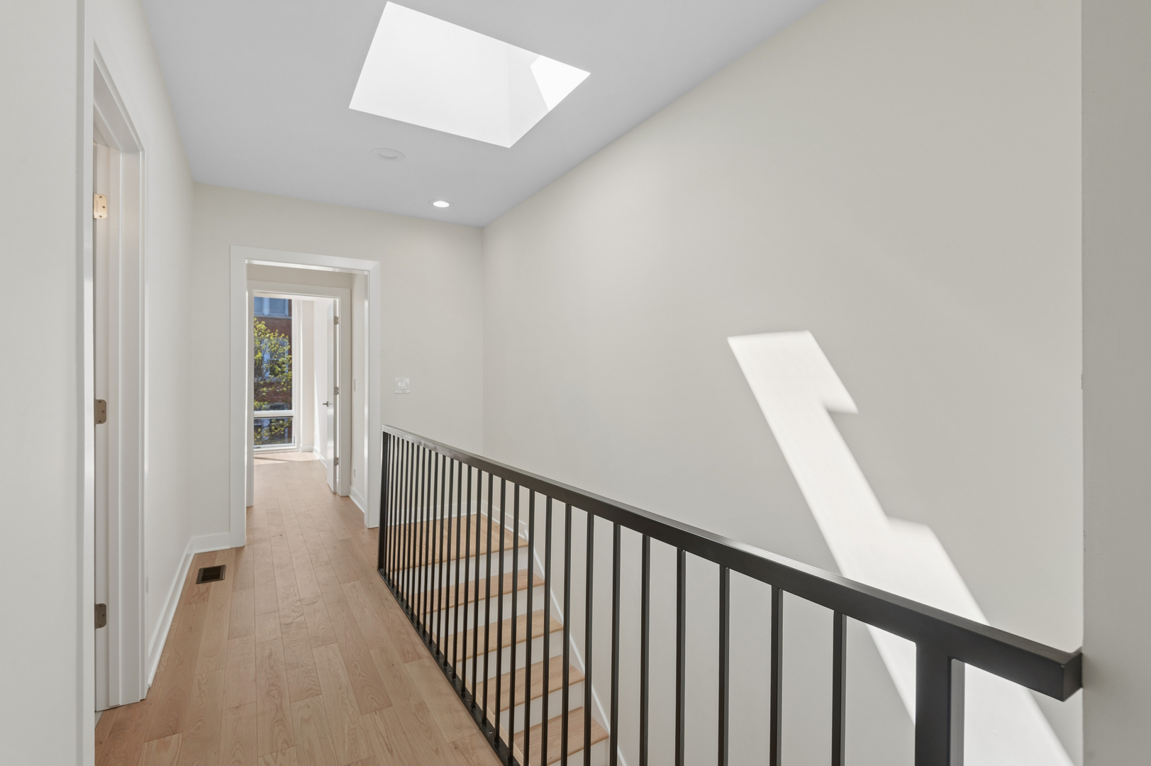 4721 S Ingleside Avenue Property Photo 12