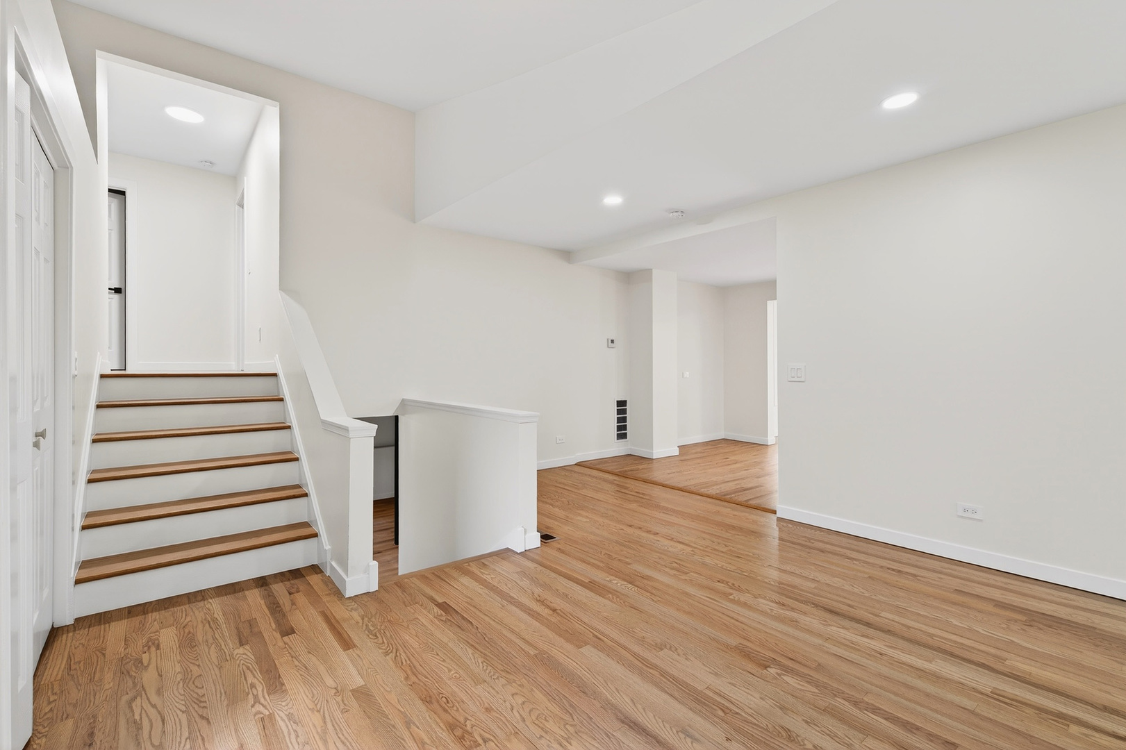 33 Valewood Road Property Photo 6