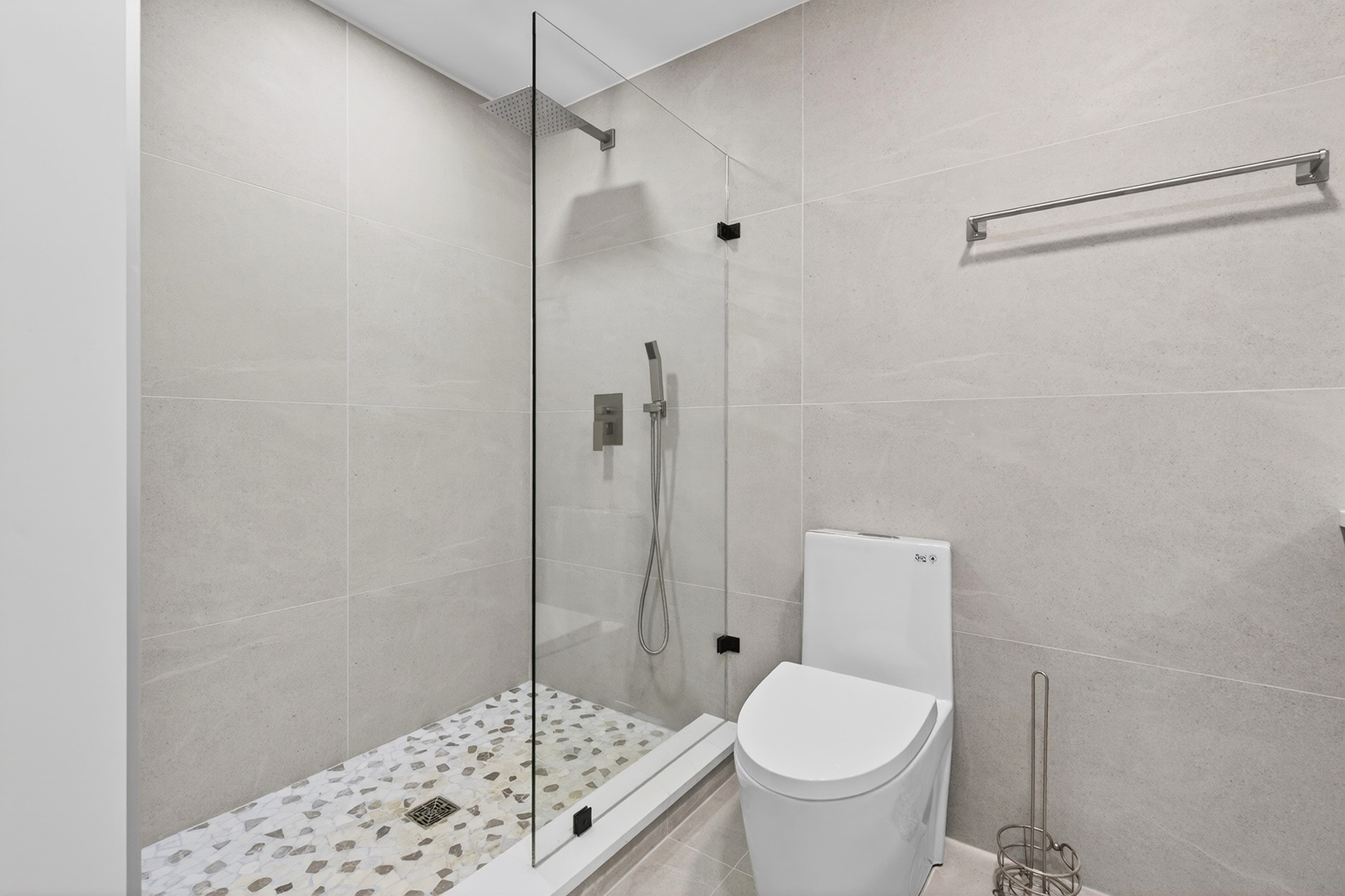 33 Valewood Road Property Photo 23