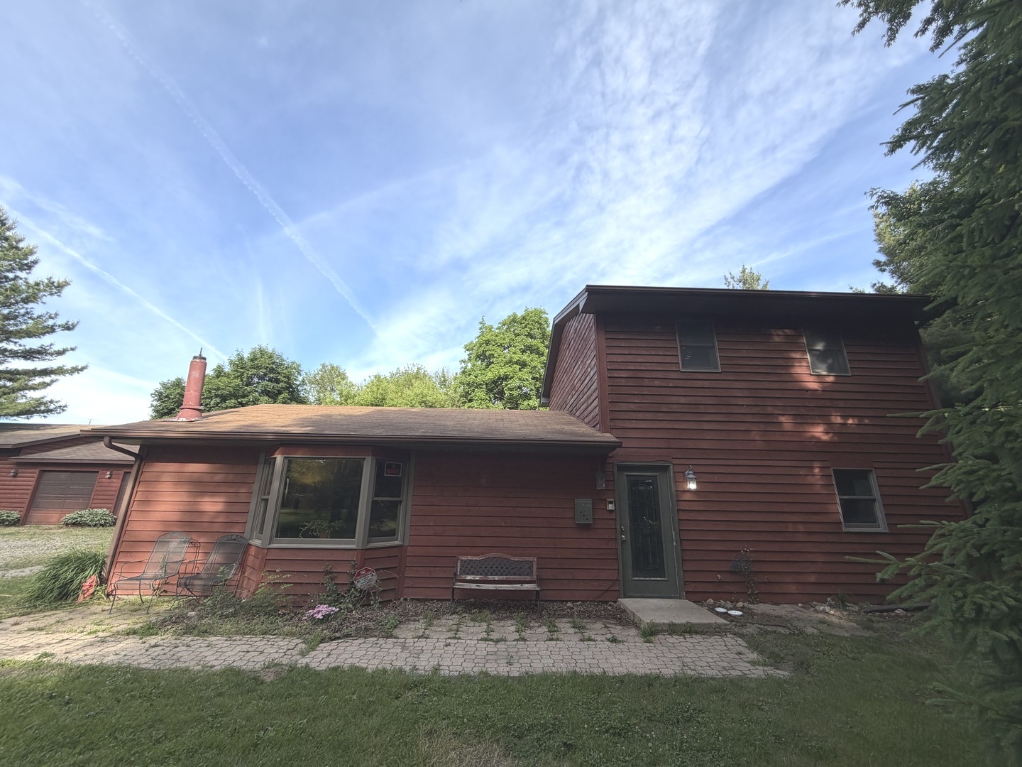 737 A Searls Road Property Photo 3