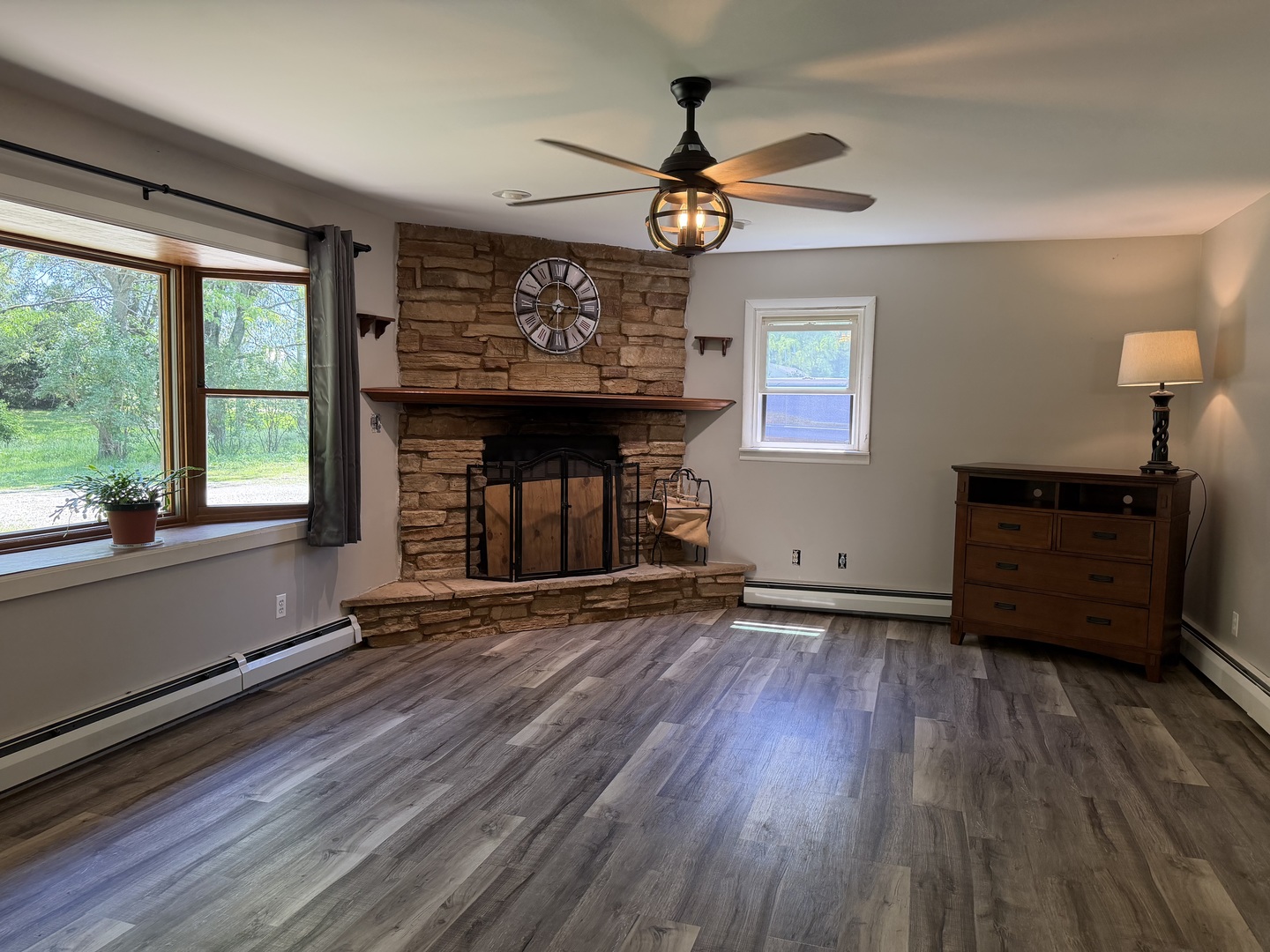 737 A Searls Road Property Photo 13