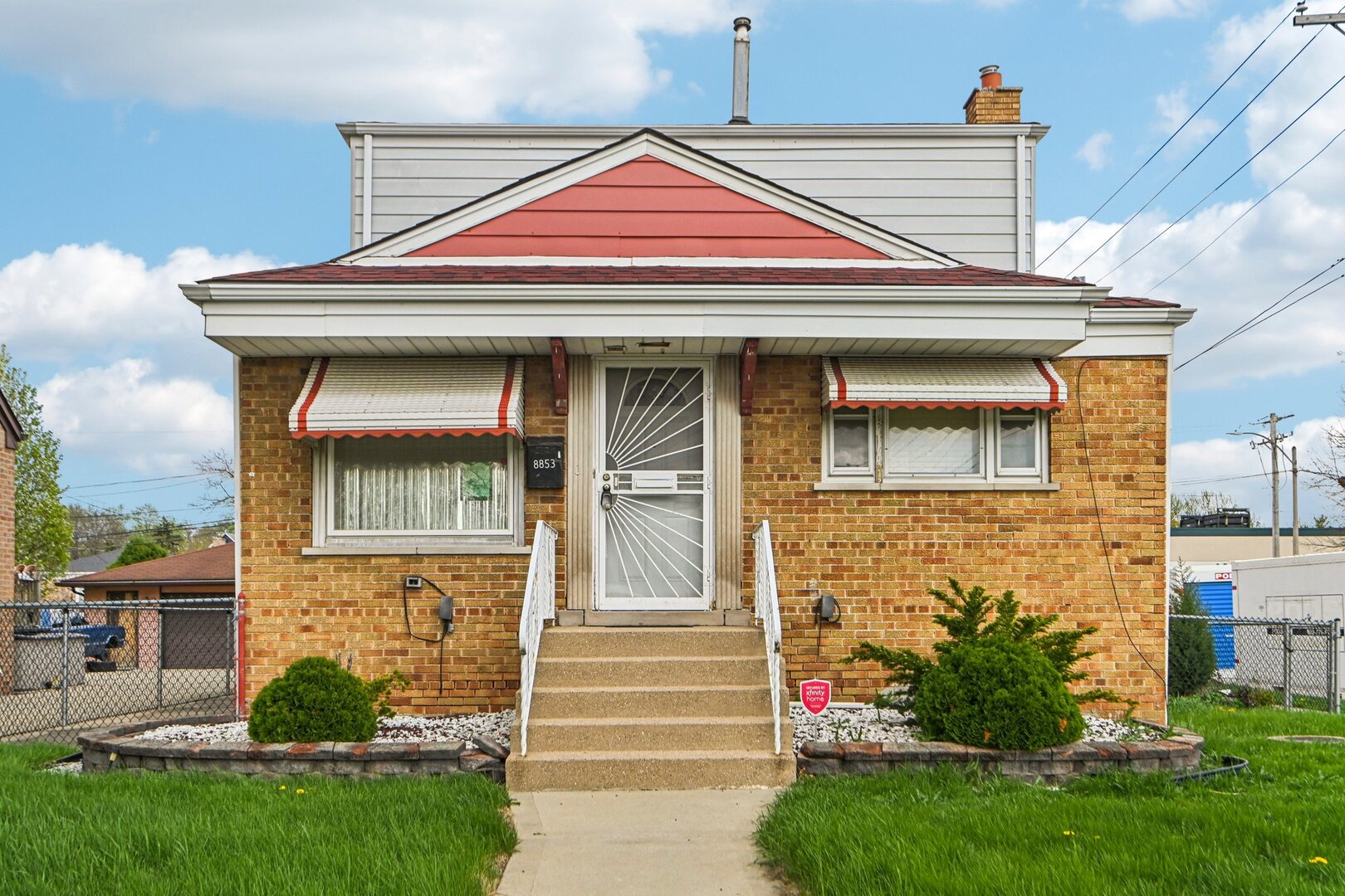 8853 S Troy Avenue Property Photo 1