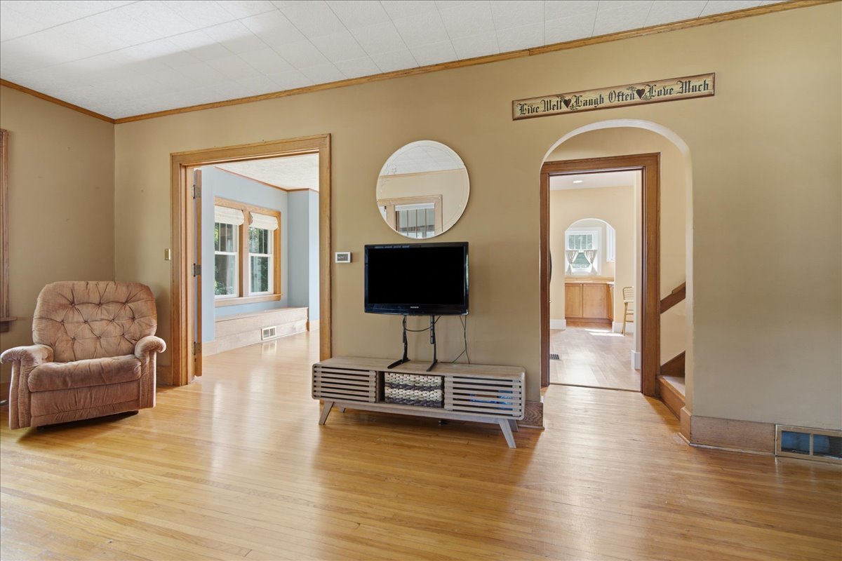 9 Hale Court Property Photo 4