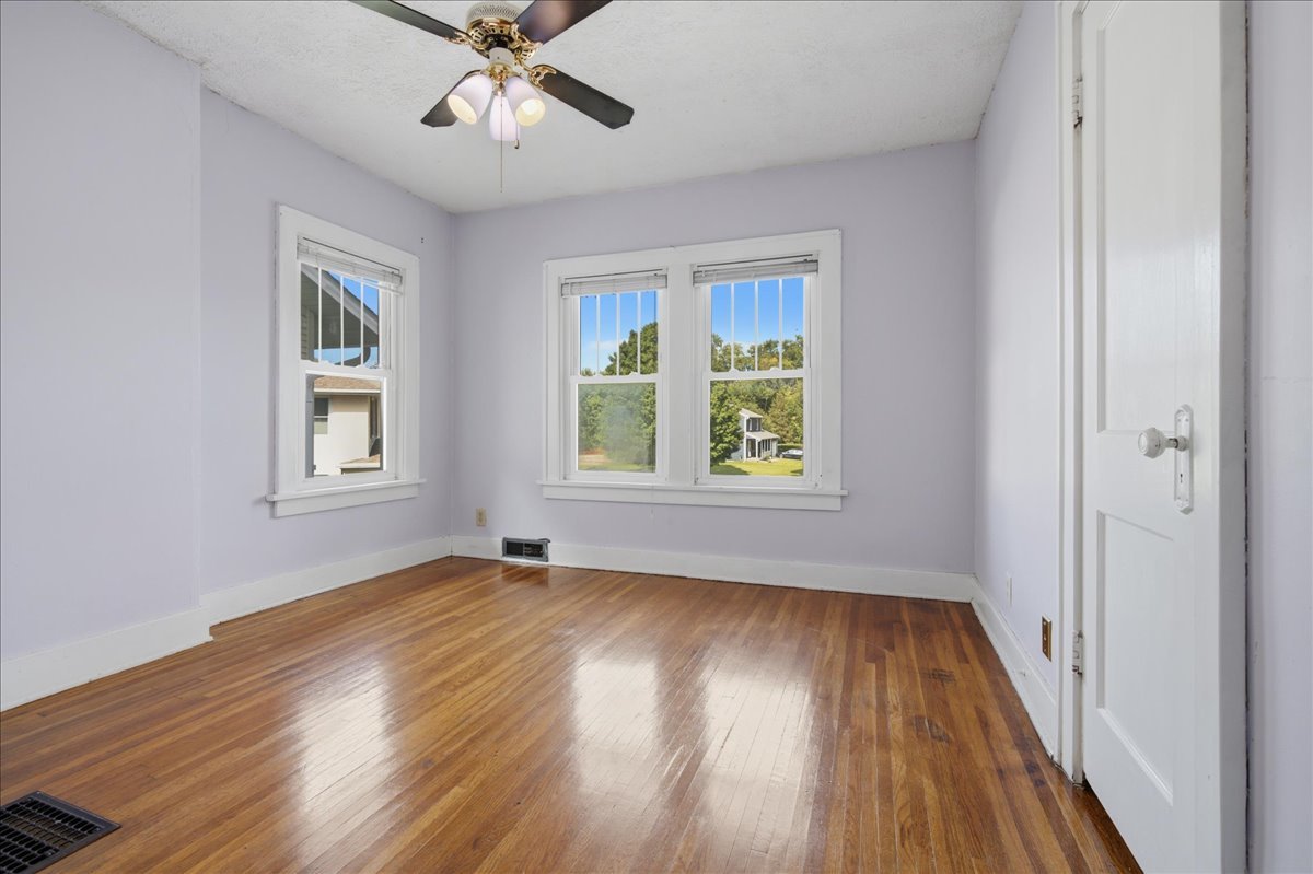 9 Hale Court Property Photo 20