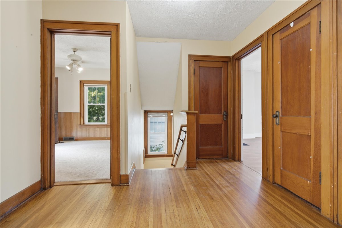 9 Hale Court Property Photo 29
