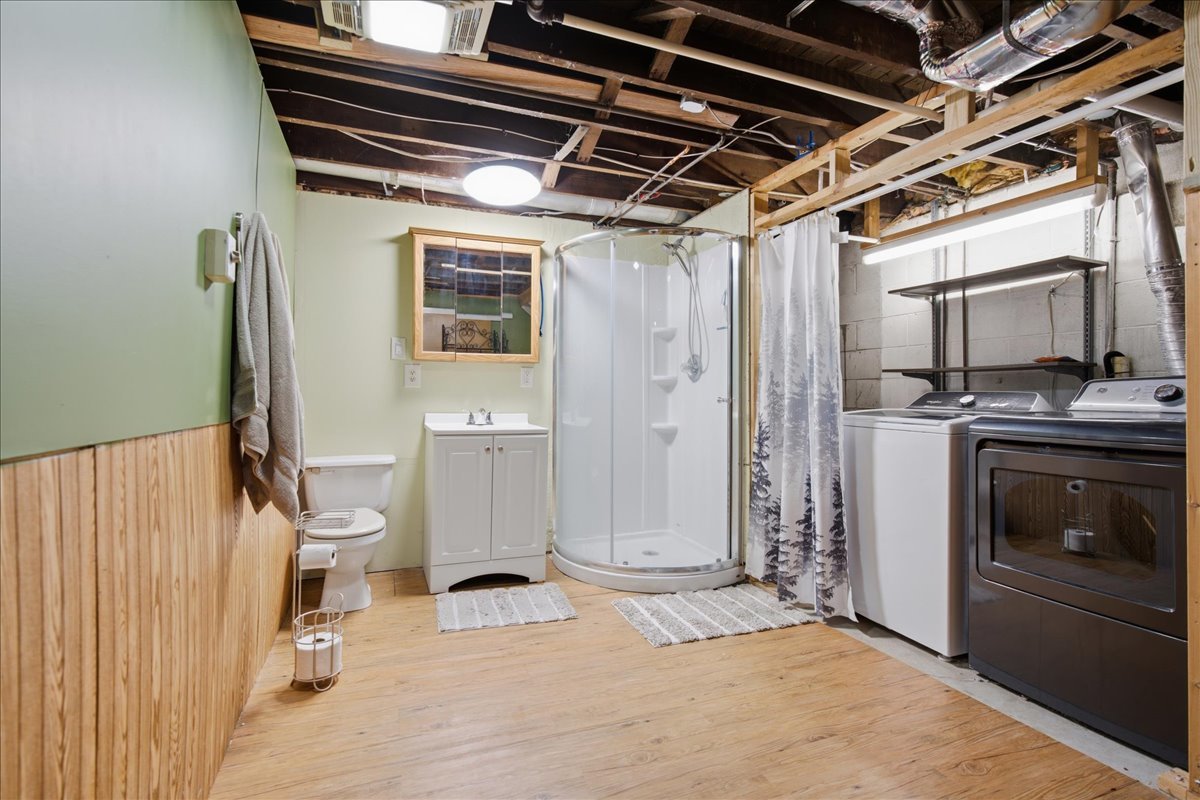 9 Hale Court Property Photo 35