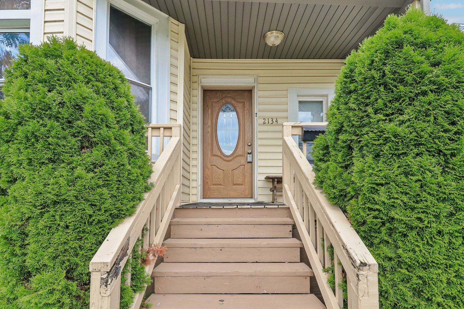 2134 Grove Avenue Property Photo 4
