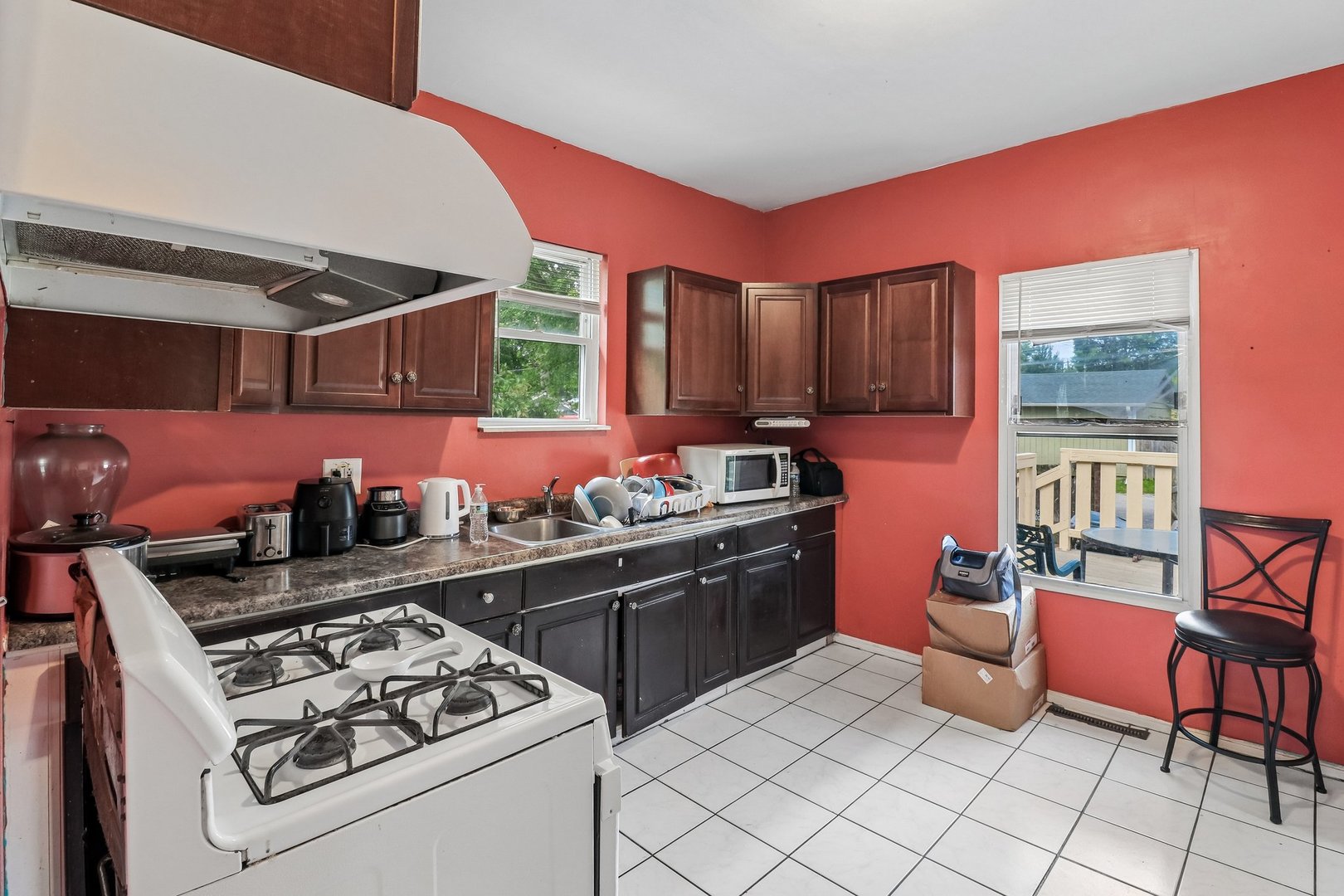 2134 Grove Avenue Property Photo 14