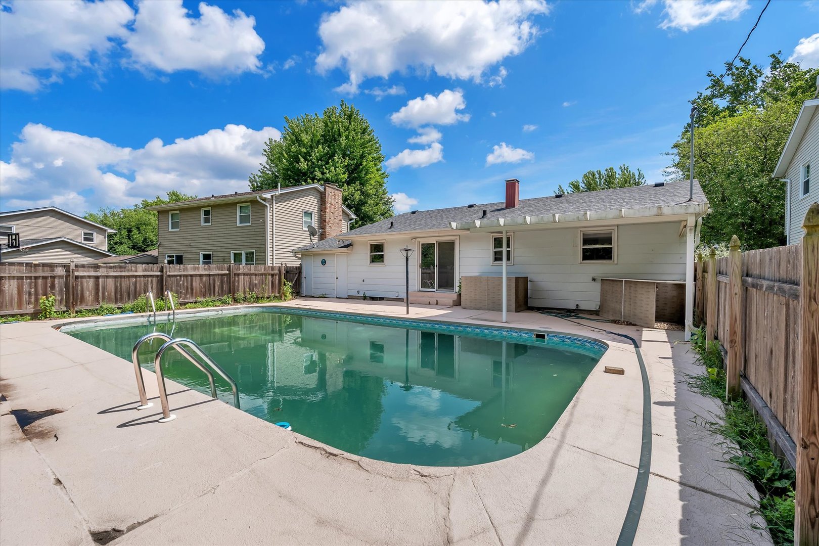 1530 W George Washington Boulevard Property Photo 6