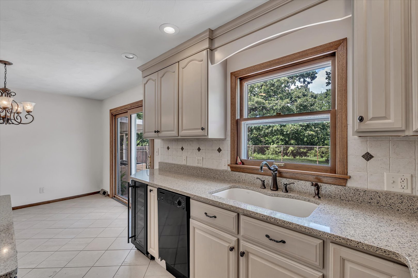 1530 W George Washington Boulevard Property Photo 18