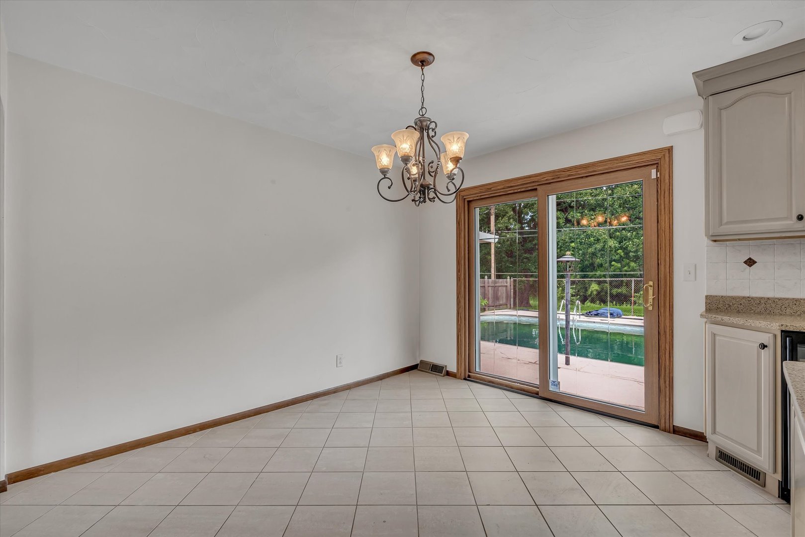 1530 W George Washington Boulevard Property Photo 23