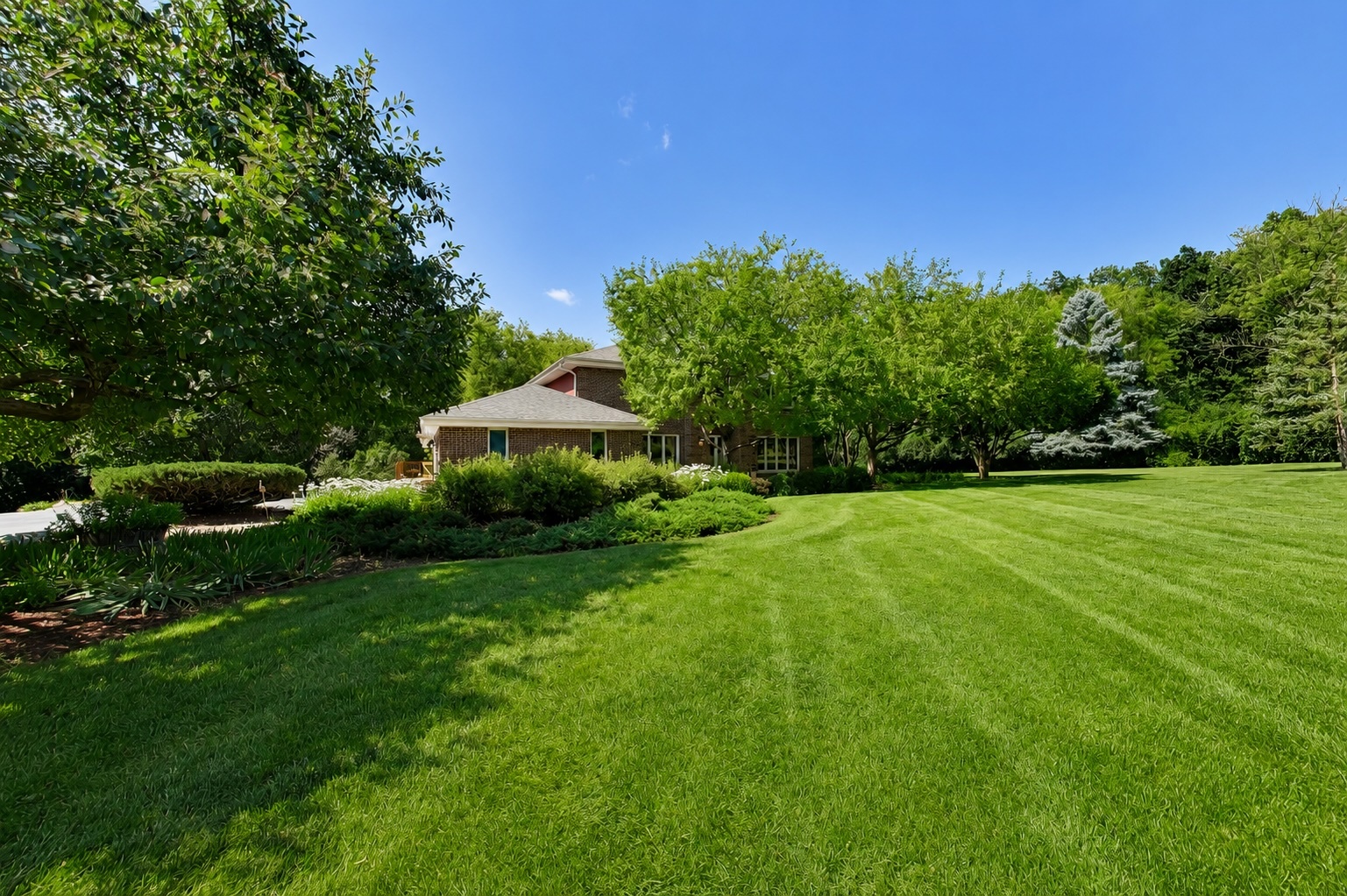 21766 W Hidden Valley Drive Property Photo 4