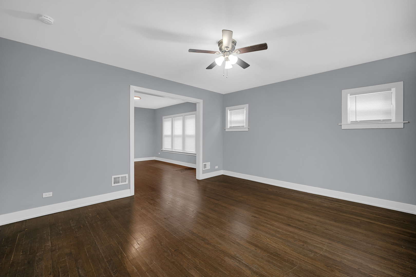 8317 S Aberdeen Street Property Photo 5